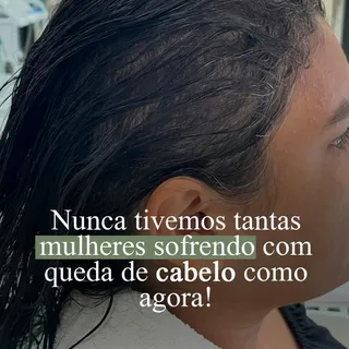 Nem toda queda de cabelo precisa de mais um produto. Às vezes, o que ela precisa é de investigação.
