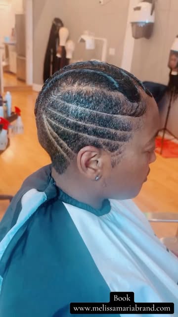 #melissamariabrand #dmvhairstylist #blushbeautybarsalon #naturalhair #fingerwaves 
Book link in bio