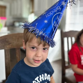 3 🎂🦎💙