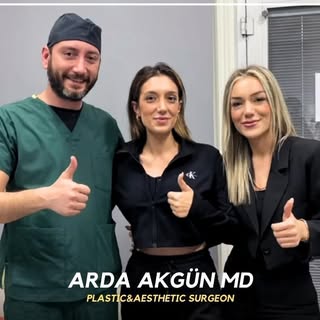 Happy patients 👍🏻

#plastikcerrahi #estetikcerrahi #memeestetiği #karıngerme #breastaugmentation #