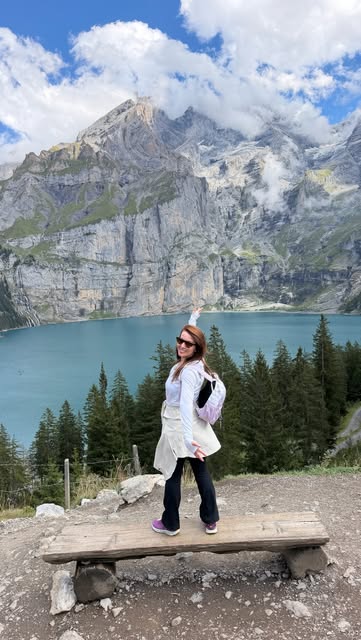 Glacier water, mountain air and a core memory unlocked👙🏔️👌

#oeschinensee 
#glaciers 
#mountains 