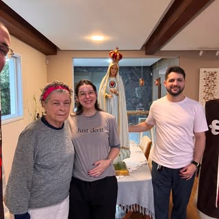 Dia de receber visita, pra abençoar nossa família, nossa nova casa e a chegada da Aurora em breve! 
