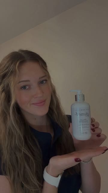 Let’s talk about @glymedplus 🫧🧖🏼‍♀️🤍 #skincare #glymedplus #skin #esthetician #products