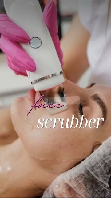 Crucial Advantage of Face Scrubber:-

☑️ Exfoliates dead skin
☑️ Clean pores 
☑️ Improves Texture 
☑