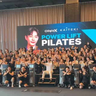 Expectation vs Reality 💀

Kaiteki male doctors trying their very best at Pilates… 😂

We’ll leave t