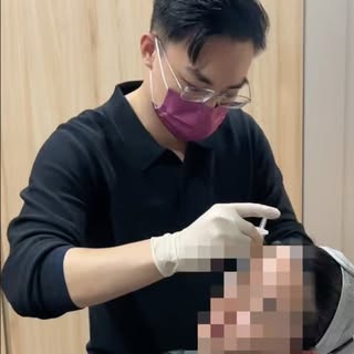 Caught up with @drstephlam and went down a rabbit hole talking about Sculptra. 

Great meeting profe