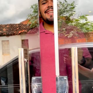 Agenda de abril aberta no Instituto Crisóstomo! ✨
Neste mês, contaremos com atendimento oftalmológic