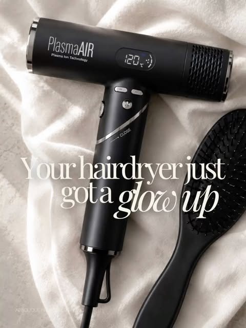The tool that your hair has been waiting for. 👀 

Hydration, shine, less frizz and faster drying, a