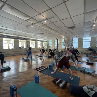 I will be teaching Tuesday July 15, at 9:30 am at the Yoga Loft in Bethlehem Pennsylvania! Come flow