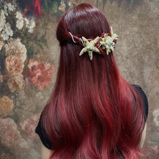 #Werbung #Anzeige
Hey ihr Lieben!
Heute zeigen wir euch eir
feuriges Highlight: Balayage in Rot - vo