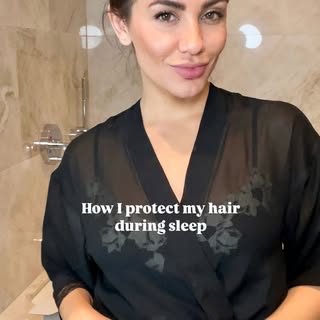 Never let a blowout go to waste. Comment ‘pins’ for the link to my favorite French hair pins that ke