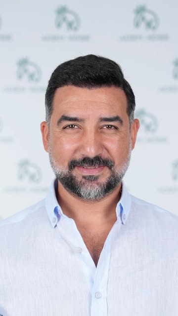 Adem Bey’in saç ekimi sürecinden gerçek bir sonuç. 🌿

İstanbul’daki kliniğimizde saç ekimi uygulama