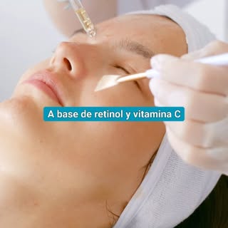 ✨ Aunque descanses 8 horas, tu mirada puede seguir reflejando cansancio. Las bolsas, ojeras y arruga