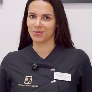 La Dra. Carmen Muñoz responde a las dudas más habituales sobre rutina facial y capilar. 🤍