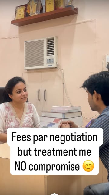 Patient: “Doctor, fees bahut mehengi hai!” 💸
Also patient 2 minutes later:
“Okay doctor… aap prescr
