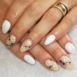 @no_nails_like_mai_nails

#gelnails #hardgel #white #notanlines #nude #daisies #daisynails #springna