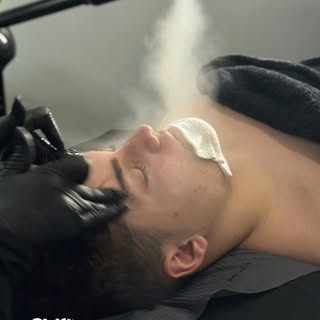 Level Up Your Glow: The Ultimate Teen Clear-Skin Ritual 🎖️🌿

Is your skin acting out? Between spor