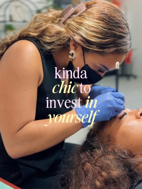 Kinda Chic 🤗 September and October Classes are $1000 off! Sign up today! Only a few seats left.