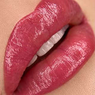Freshly done vs. healed Lip Blush 💋✨

Freshly done Lip Blush is always brighter, bolder, and often 