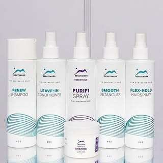 Care Tips for Long-Lasting Wigs⁠
⁠
💧 Extend the life of your wig with proper care! ⁠
⁠
Here’s how:⁠