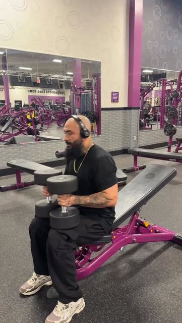 LATE NIGHT WORKOUT 
75 x 18