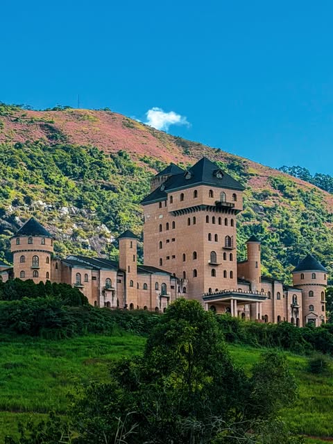Um dump de um lugar que parece ter parado no tempo — mas que está prestes a começar um novo capítulo