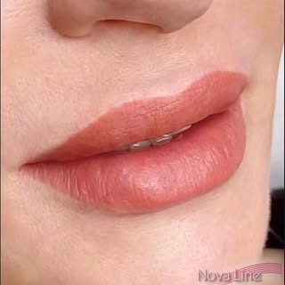 ✨ Wake up with perfect lips every day ✨
Lip Blush is a semi-permanent makeup treatment that enhances