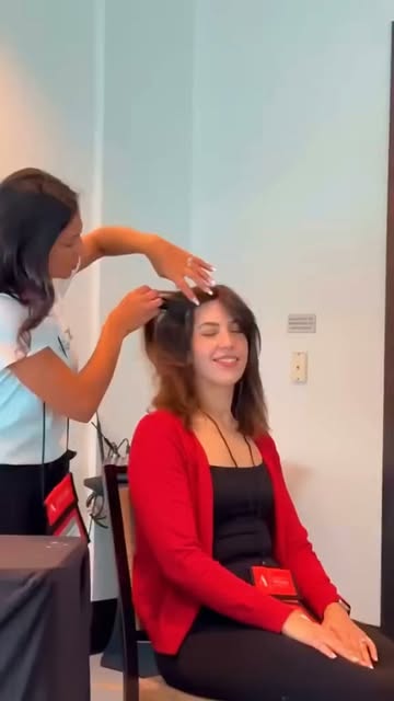 💙✨ A little sneak peek behind the scenes of a CNC transformation!

From preparing the scalp to the 