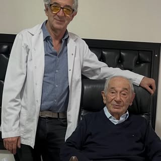 Bugün sevgili babacığım muayenehanemde ziyaretime geldi. Yıllık olağan teftişini tamamladı 🤗