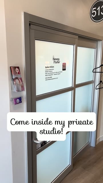 Come take a little tour of my private studio 🤍

This is where I meet one-on-one with women experien