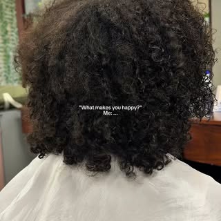 Why do you cut it like that?

Well, because that’s where it lives! 

#curlyhairdontcare