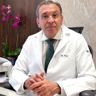 Chegar à faixa dos 40 ou 45 anos e notar que o rosto começou a perder a firmeza é um processo natura