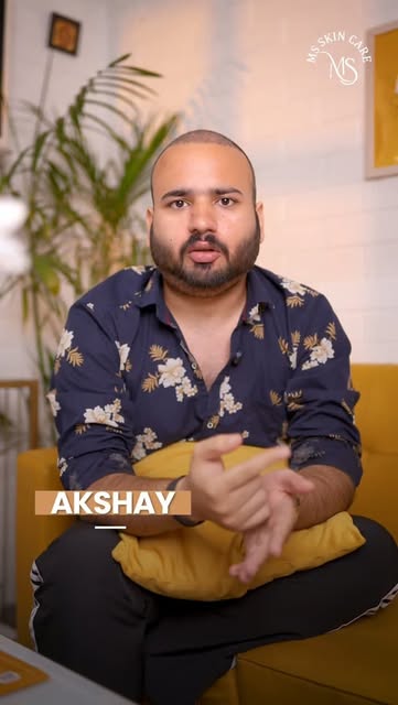 Few days ago, Akshay walked in worried about his hair fall.

Today, he walked in for his follow up, 
