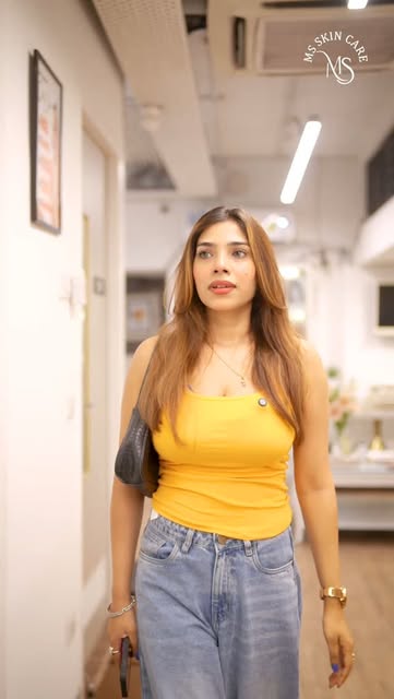 Delhi's pollution and humidity take a visible toll on skin, leaving it looking oily, dull and conges