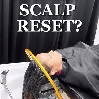 Out of the protective style and into a full scalp reset ✨

If your scalp feels itchy, dry, or just “