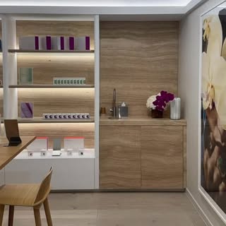 WHO ARE WE?

We are a leading aesthetic medical clinic led by @doctormonique bringing you the best i