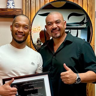 Congratulations to Reynaldo Delacruz for finishing our one on one scalp micro pigmentation training 