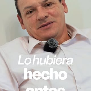 👨‍⚕️ Hace un año vimos el implante capilar y hoy vemos el resultado de Don Pedro.

El cambio habla 