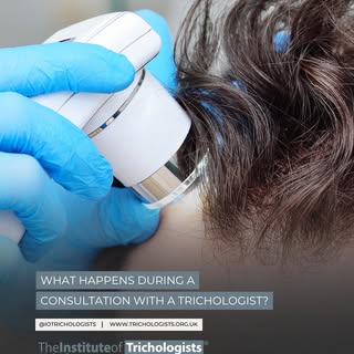 What happens in a consultation with a Trichologist?

The consultation process is very thorough and m
