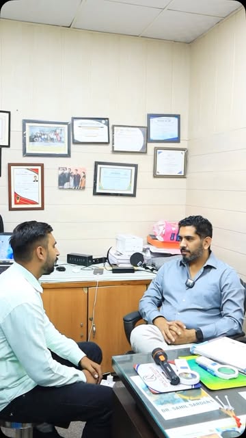 When patient tries to bargain 

#dermatologist #hairtransplant #drsahilsardana #trendingnowreels #hi