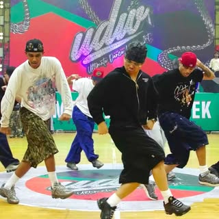 Special class at UDW’26 🥶 
@kev.nierva X @jordanyashazwi X @aashish_lama01
You didn’t see that one 
