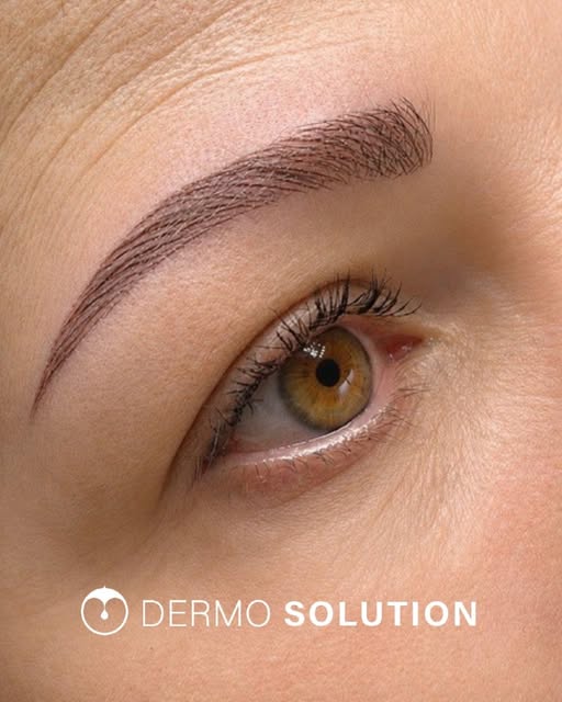 🤎 Des sourcils naturels, poil après poil…

La technique poil à poil permet de recréer de petits poi