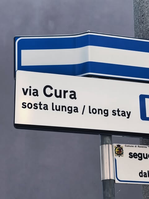 Well would you look at that? 😉 

#CURA #CRLab #Italia #HairLossHelp #WearTheHair