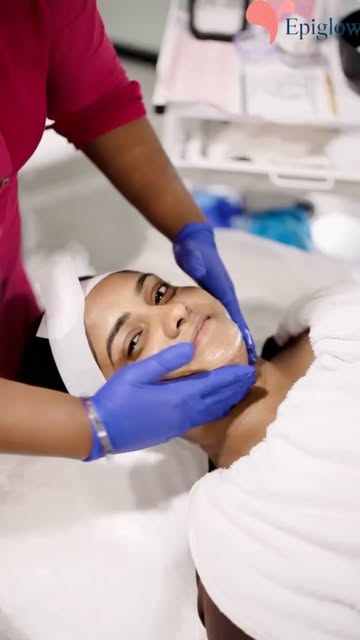 ✨Healthy skin, happy me because of @epiglow.chennai @dr_abinaya_ganesh

You walk into a skin clinic 