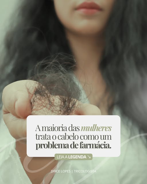 Muita mulher tenta resolver o cabelo na prateleira: shampoo novo, suplemento genérico, produto caro.