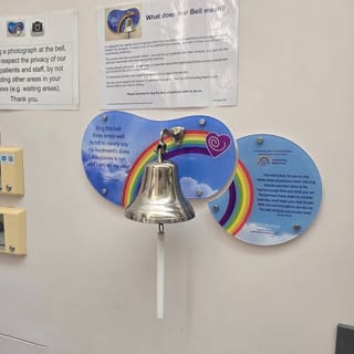 9 out of 9 radiotherapies — done and dusted ✌️💗

I took a picture of the bell today, but I chose no