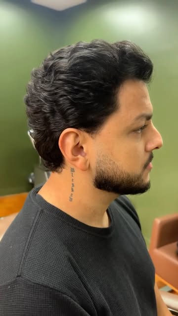 Por isso é importante passar por um visagista.

#visagismo #barbearia