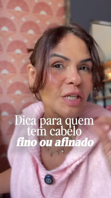 Sabe aqueles dias em que o cabelo não colabora e você queria um penteado rápido? 

✨Eu tenho a soluç