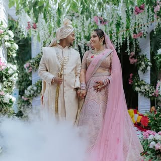 The varmala wasn’t just a ritual — it was a quiet vow, a gentle surrender.
Jay & Sonal, wrapped in m