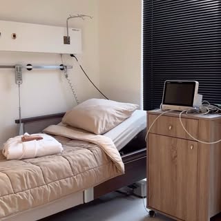 A glimpse inside our recovery room at Face2Face Clinic.

A space where the first steps into surgery 